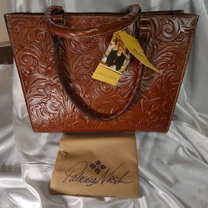 Patricia Nash Zancona Tote & Reiti Wallet Bundle